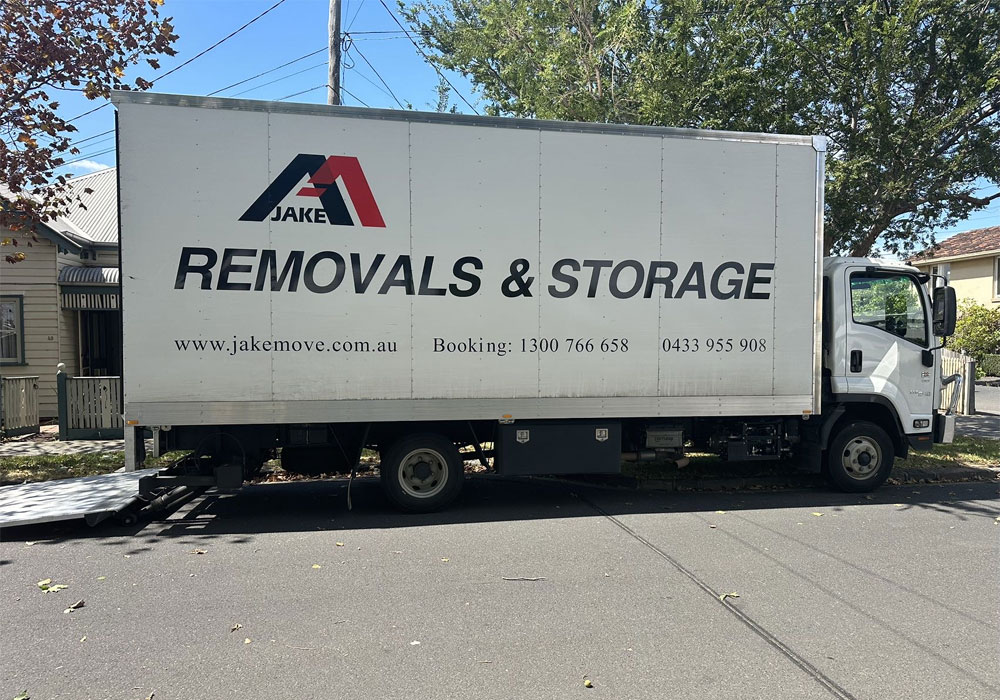 Furniture Removals Apollo Bay to Melbourne
