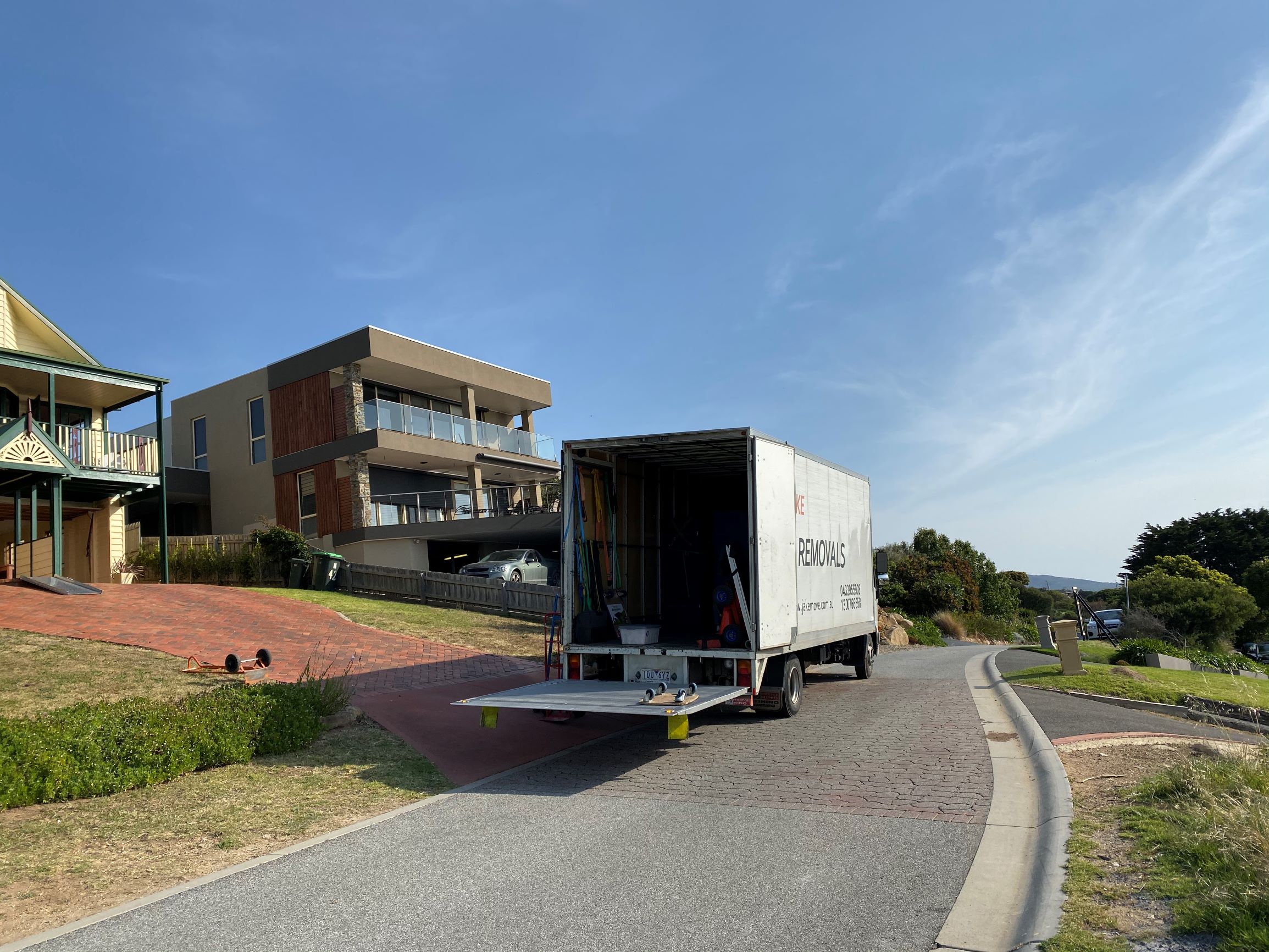 3 Bedrooms Move within Altona Meadows by Jake Storage Melbourne