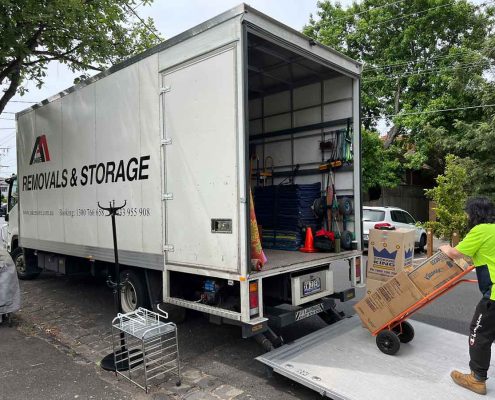 A Seamless Experience with Removalists Melbourne - Jakemove